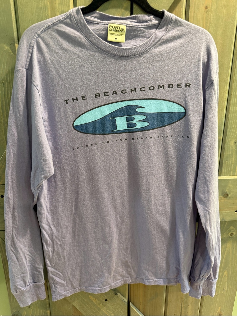 Beachcomber Cahoon Hollow beach men’s medium long sleeve T Shirt Cape Cod